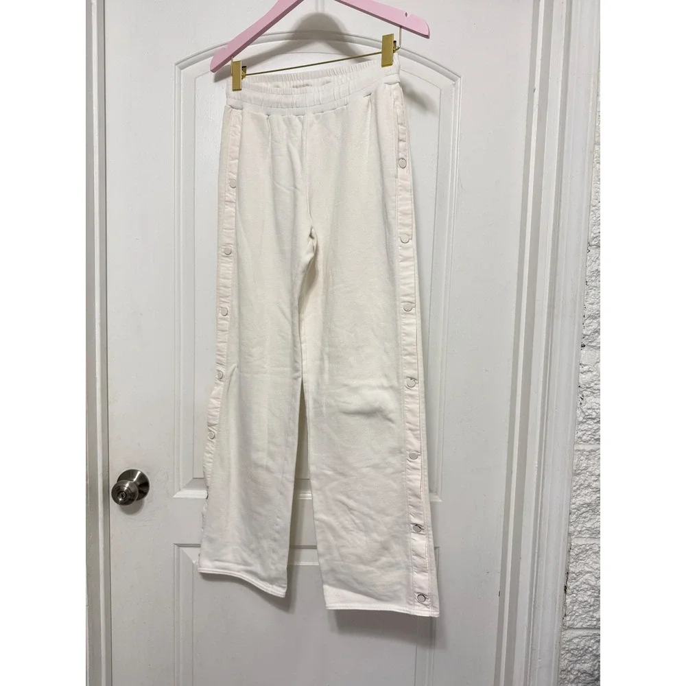 Alo Yoga Courtside Tearaway Snap Pants White Ivory S/M
